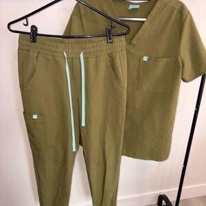 Olive Green Women's Scrub Set